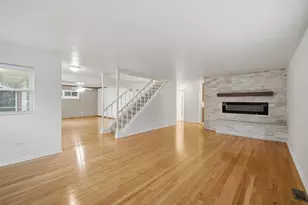 114 N Lancaster St, Mount Prospect, IL 60056 - Photo 5