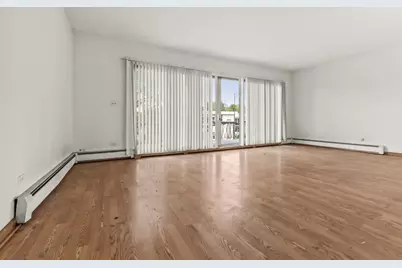 2544 E 83rd Street, Chicago, IL 60617 - Photo 9