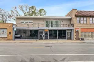 2544 E 83rd St, Chicago, IL 60617 - Photo 1