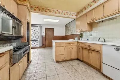 2544 E 83rd Street, Chicago, IL 60617 - Photo 11