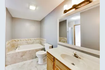 917 Golf Course Road #1, Crystal Lake, IL 60014 - Photo 19