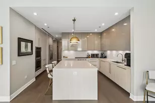 403 N Wabash Ave, Chicago, IL 60611 - Photo 15