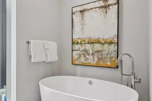 403 N Wabash Ave, Chicago, IL 60611 - Photo 29