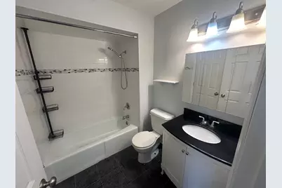 5700 Dutch Mill Court #B, Hanover Park, IL 60133 - Photo 13