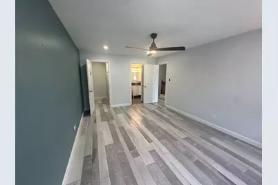 5700 Dutch Mill Court #B, Hanover Park, IL 60133 - Photo 15