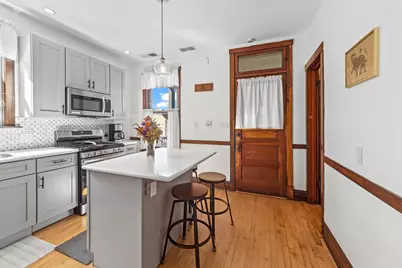 3748 N Spaulding Avenue, Chicago, IL 60618 - Photo 7