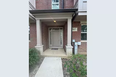 707 N Telluride Court, Vernon Hills, IL 60061 - Photo 3