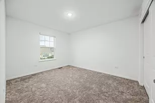 3646 Edelweiss Rd, Elgin, IL 60124 - Photo 17