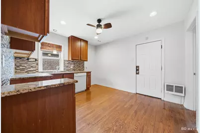 9648 S Eggleston Avenue, Chicago, IL 60628 - Photo 9