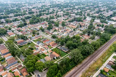 9648 S Eggleston Avenue, Chicago, IL 60628 - Photo 37