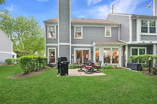 627 N Charter Hall Dr, Palatine, IL 60067 - Photo 29