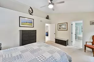 627 N Charter Hall Dr, Palatine, IL 60067 - Photo 17