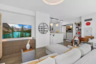 222 N Columbus Dr, Chicago, IL 60601 - Photo 5