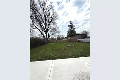 2209 Douglas Avenue, Des Plaines, IL 60018 - Photo 35