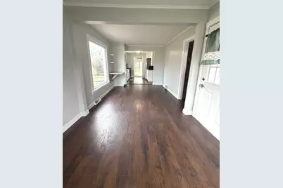 2209 Douglas Avenue, Des Plaines, IL 60018 - Photo 3