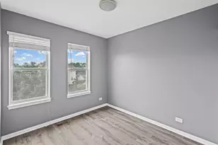5350 W Hanson Ave, Chicago, IL 60639 - Photo 17