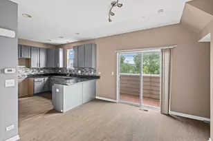 5350 W Hanson Ave, Chicago, IL 60639 - Photo 11