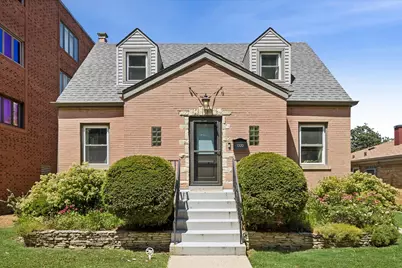 1320 E Washington Street, Des Plaines, IL 60016 - Photo 1
