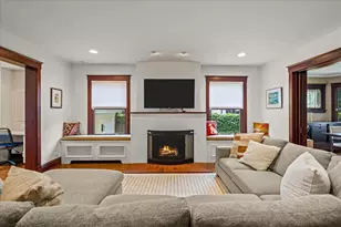 411 E Illinois Rd, Lake Forest, IL 60045 - Photo 11