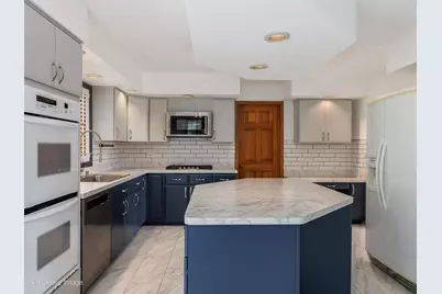 23 Squire Road, Hawthorn Woods, IL 60047 - Photo 9