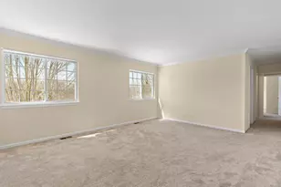 2119 Serenity Ln, Woodstock, IL 60098 - Photo 19