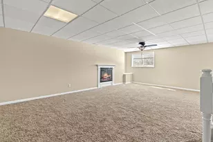 2119 Serenity Ln, Woodstock, IL 60098 - Photo 35