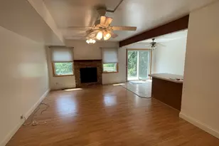 488 Donin Dr, Antioch, IL 60002 - Photo 5