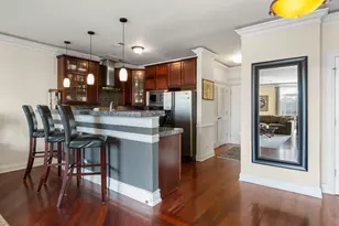 4755 N Kilbourn Ave, Chicago, IL 60630 - Photo 9