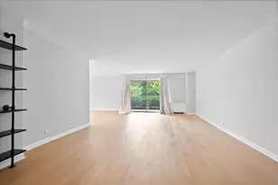 7061 N Kedzie Ave, Chicago, IL 60645 - Photo 3