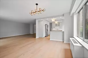 7061 N Kedzie Ave, Chicago, IL 60645 - Photo 7