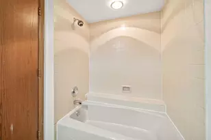 11103 Regency Dr, Westchester, IL 60154 - Photo 23