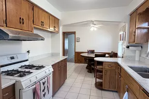 3916 W 59th Pl, Chicago, IL 60629 - Photo 9