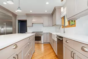 2315 Ridgewood Rd, Lisle, IL 60532 - Photo 5