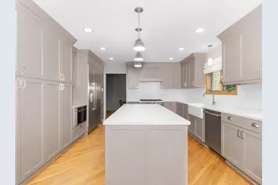 2315 Ridgewood Road, Lisle, IL 60532 - Photo 7