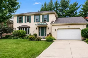 2315 Ridgewood Rd, Lisle, IL 60532 - Photo 1