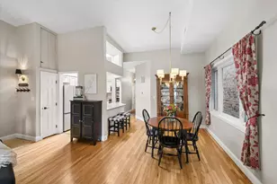 2239 N Magnolia Ave, Chicago, IL 60614 - Photo 7