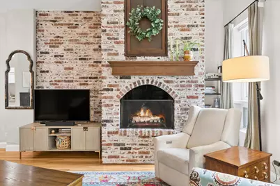 2239 N Magnolia Avenue #2, Chicago, IL 60614 - Photo 5