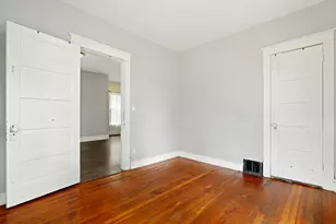 409 Linden Ave, Joliet, IL 60433 - Photo 9