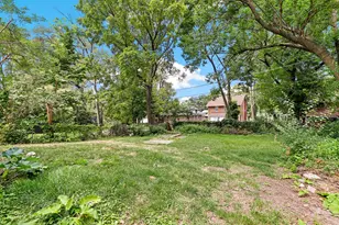 409 Linden Ave, Joliet, IL 60433 - Photo 17
