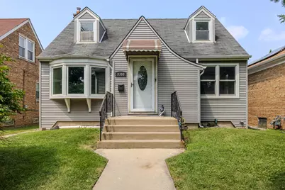 9308 S Troy Avenue, Evergreen Park, IL 60805 - Photo 1
