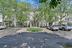 34451 N Old Walnut Cir, Gurnee, IL 60031 - Photo 1