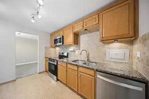 1405 E Central Rd, Arlington Heights, IL 60005 - Photo 9