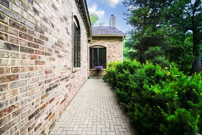 640 Walnut Oaks Drive, Roselle, IL 60172 - Photo 5