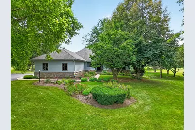 10293 E Hickory Ridge Drive, Rochelle, IL 61068 - Photo 3