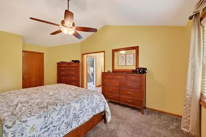 10293 E Hickory Ridge Drive, Rochelle, IL 61068 - Photo 19
