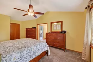 10293 E Hickory Ridge Dr, Rochelle, IL 61068 - Photo 19