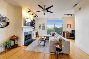 2342 W Bloomingdale Ave, Chicago, IL 60647 - Photo 3