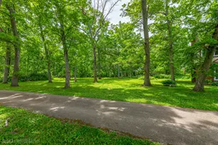 4 Auburn Ln, Barrington Hills, IL 60010 - Photo 59
