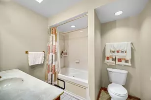 10013 W Lyndale Ave, Melrose Park, IL 60164 - Photo 13