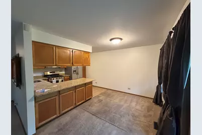 266 Greensboro Court #5, Elk Grove Village, IL 60007 - Photo 9